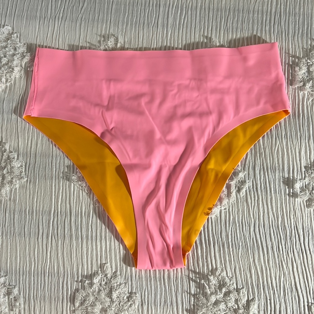 ONEWITH HAMPTON HIGH-WAISTED BIKINI BOTTOM w/ liner